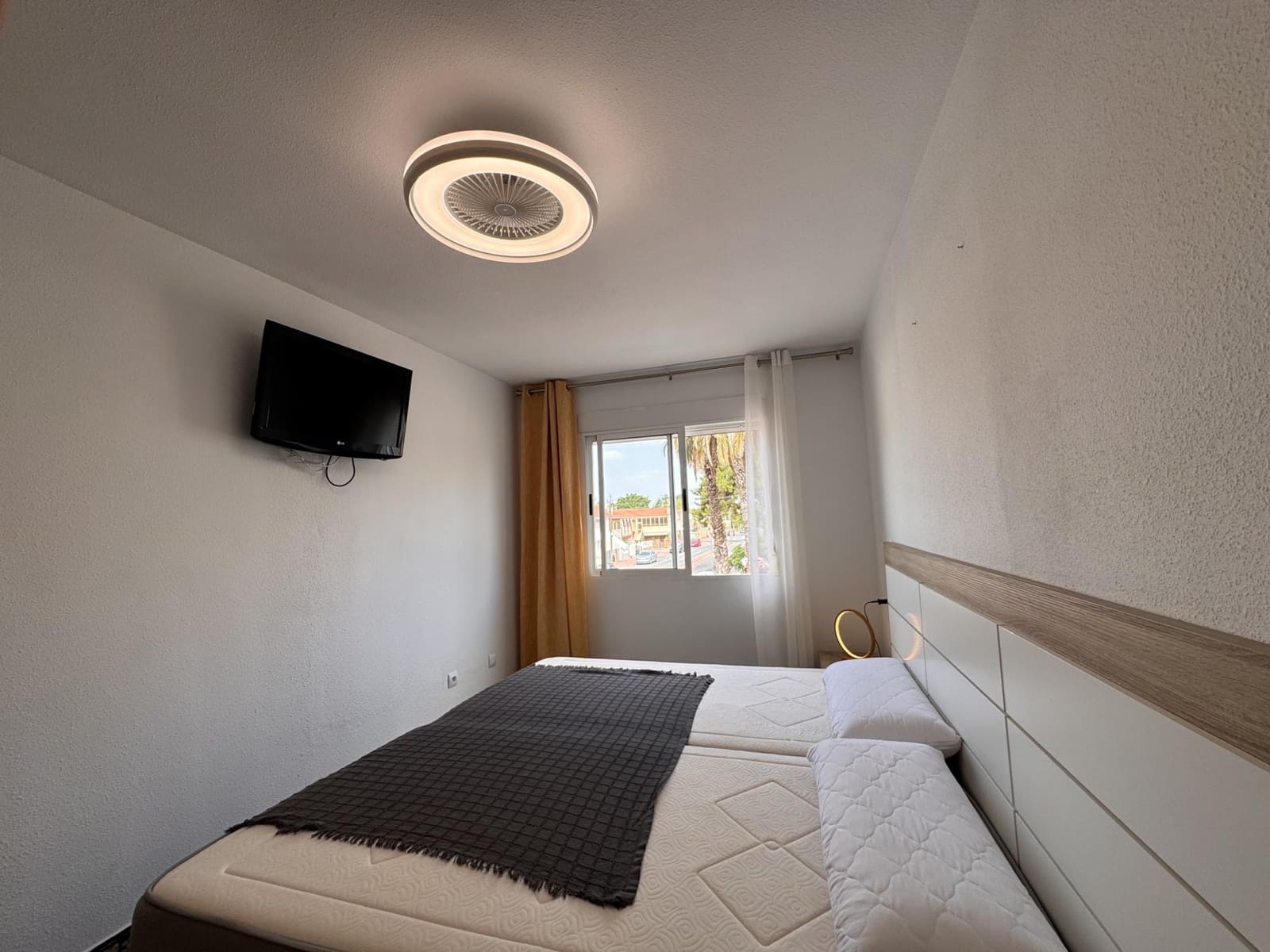 3 makuuhuone Huoneisto myytävänä paikassa Torrevieja - 234 900 € (Ref: 10027911)
