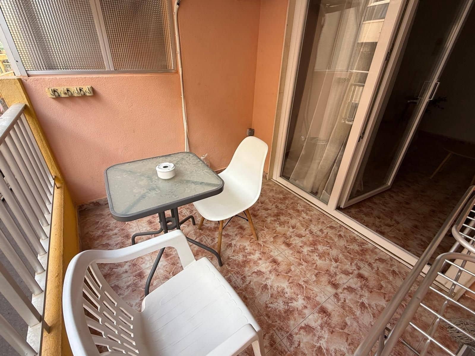 2 soverom Leilighet til salgs i Torrevieja - € 159 900 (Ref: 10029457)
