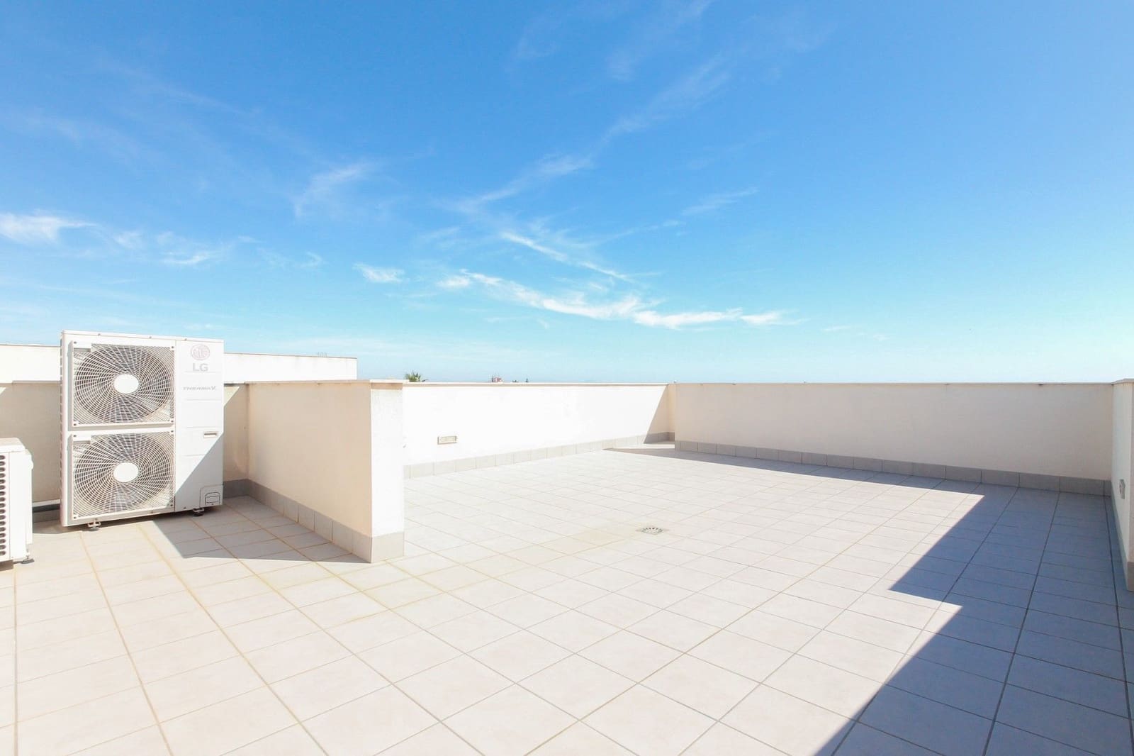 4 camera da letto Villa in vendita in Torrevieja con piscina - 995.000 € (Rif: 10030698)