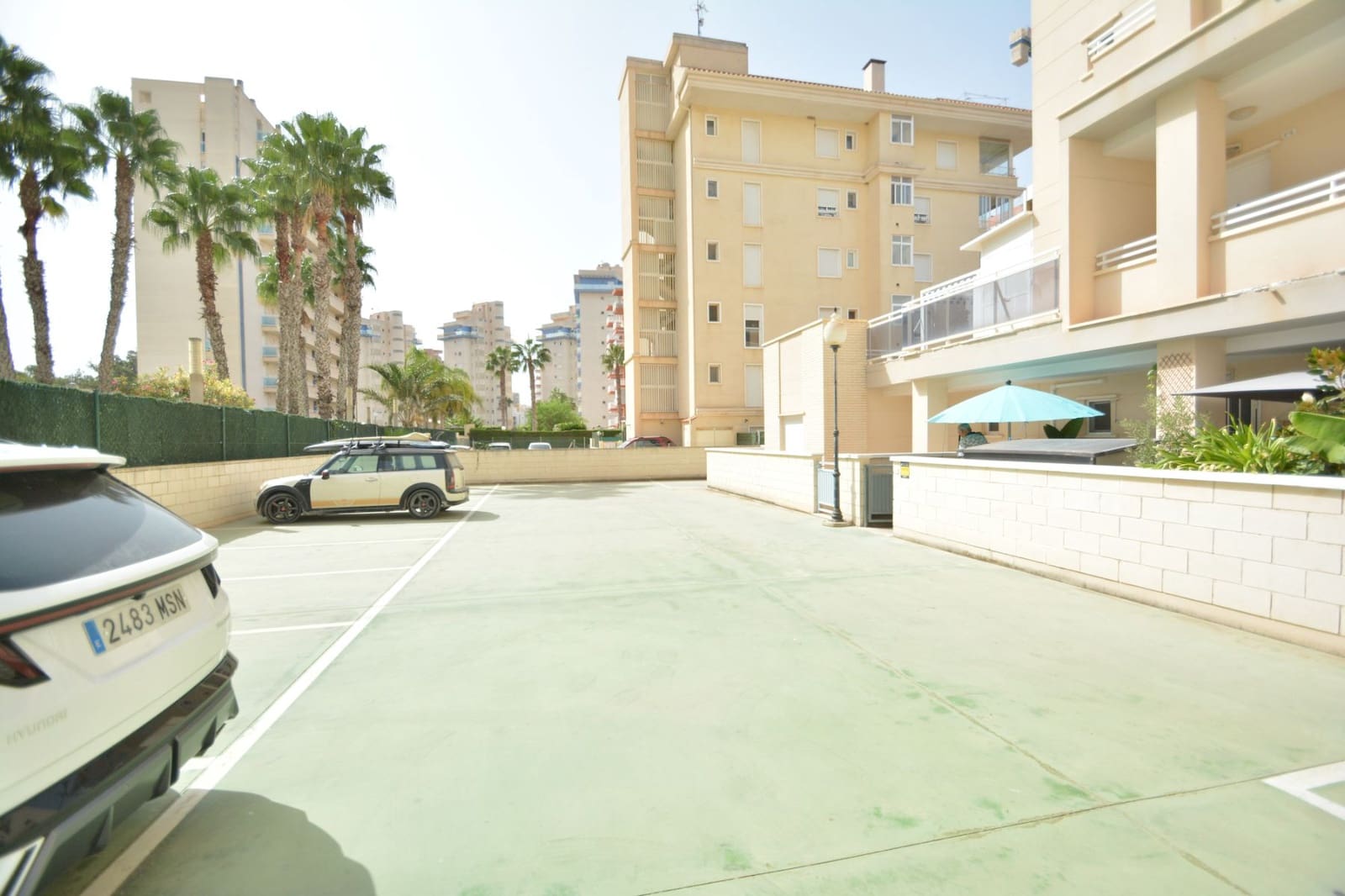 2 bedroom Apartment for sale in Guardamar del Segura - € 218,000 (Ref: 10032201)
