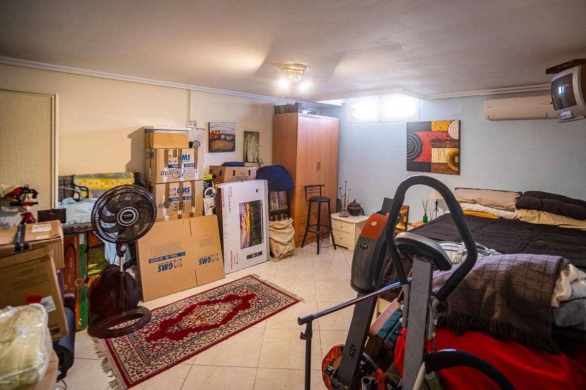 6 sovrum Villa till salu i Torrevieja med pool garage - 580 000 € (Ref: 10032208)