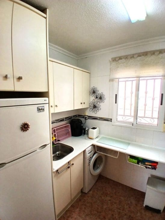 2 bedroom Penthouse for sale in Jacarilla - € 142,550 (Ref: 10032209)