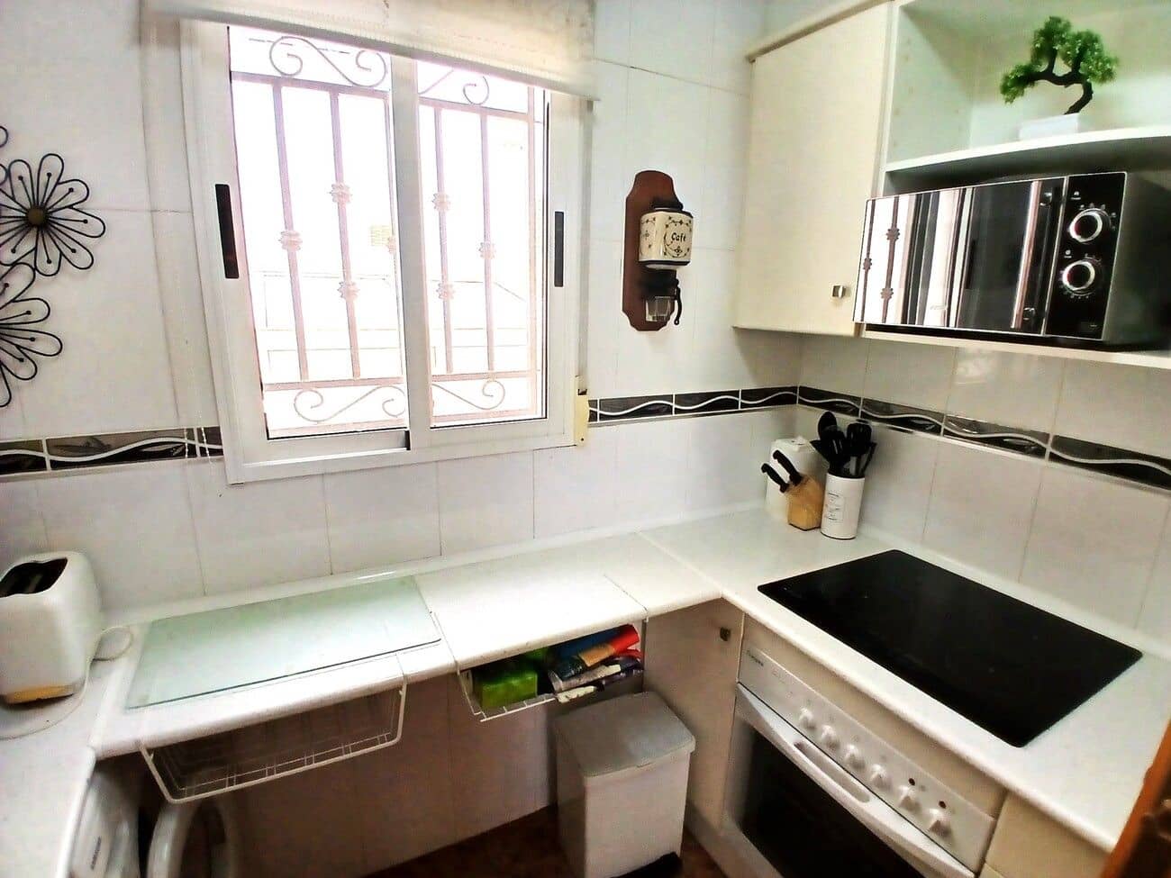 2 bedroom Penthouse for sale in Jacarilla - € 142,550 (Ref: 10032209)