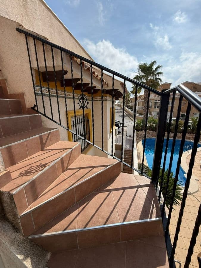 5 quarto Moradia para venda em Filipinas com piscina - 369 000 € (Ref: 10035511)