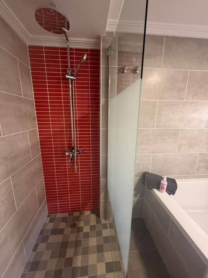 5 quarto Moradia para venda em Filipinas com piscina - 369 000 € (Ref: 10035511)