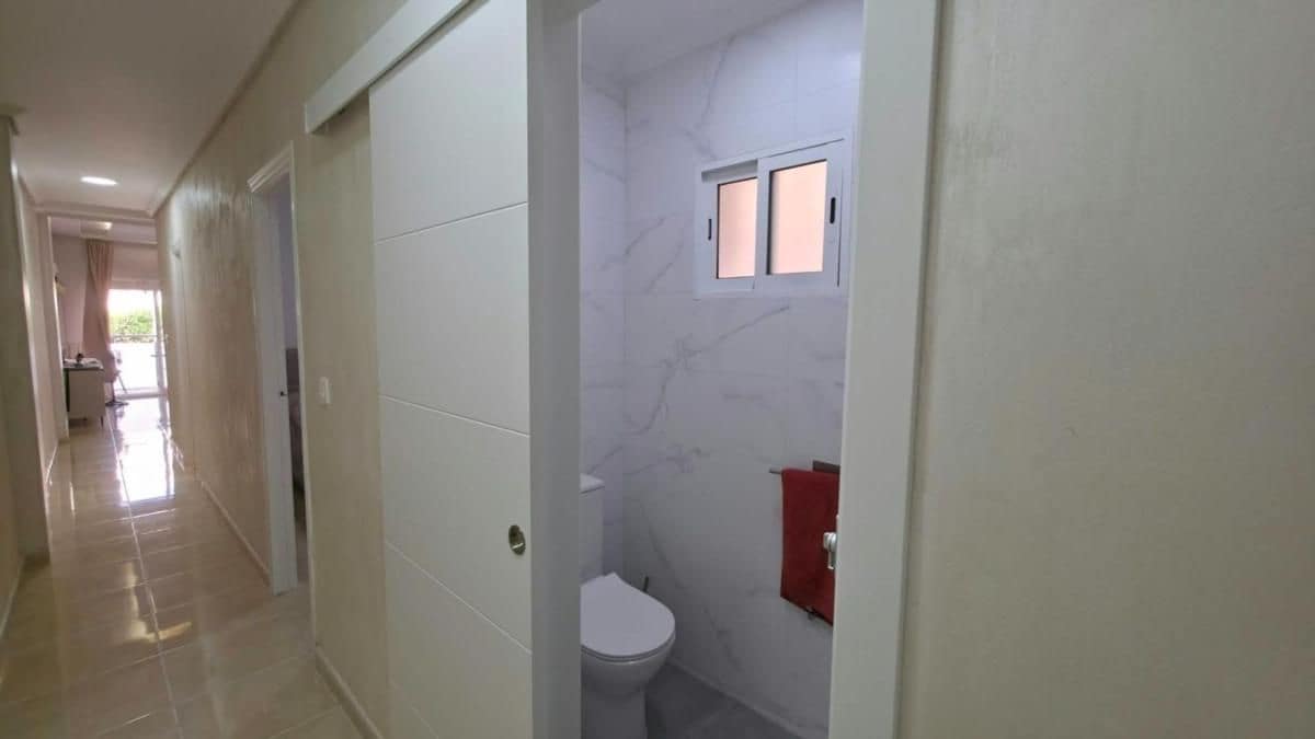 2 bedroom Apartment for sale in Torrevieja with pool - € 174,900 (Ref: 10035519)