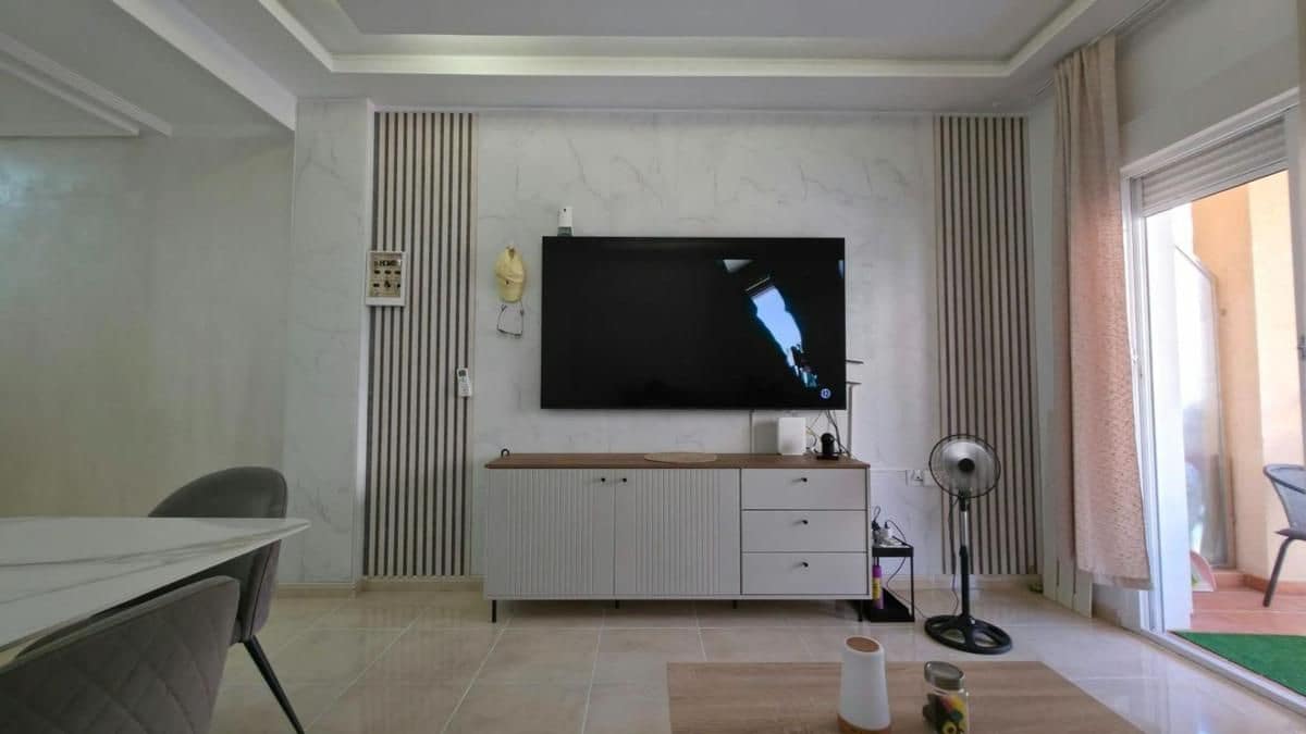 2 bedroom Apartment for sale in Torrevieja with pool - € 174,900 (Ref: 10035519)