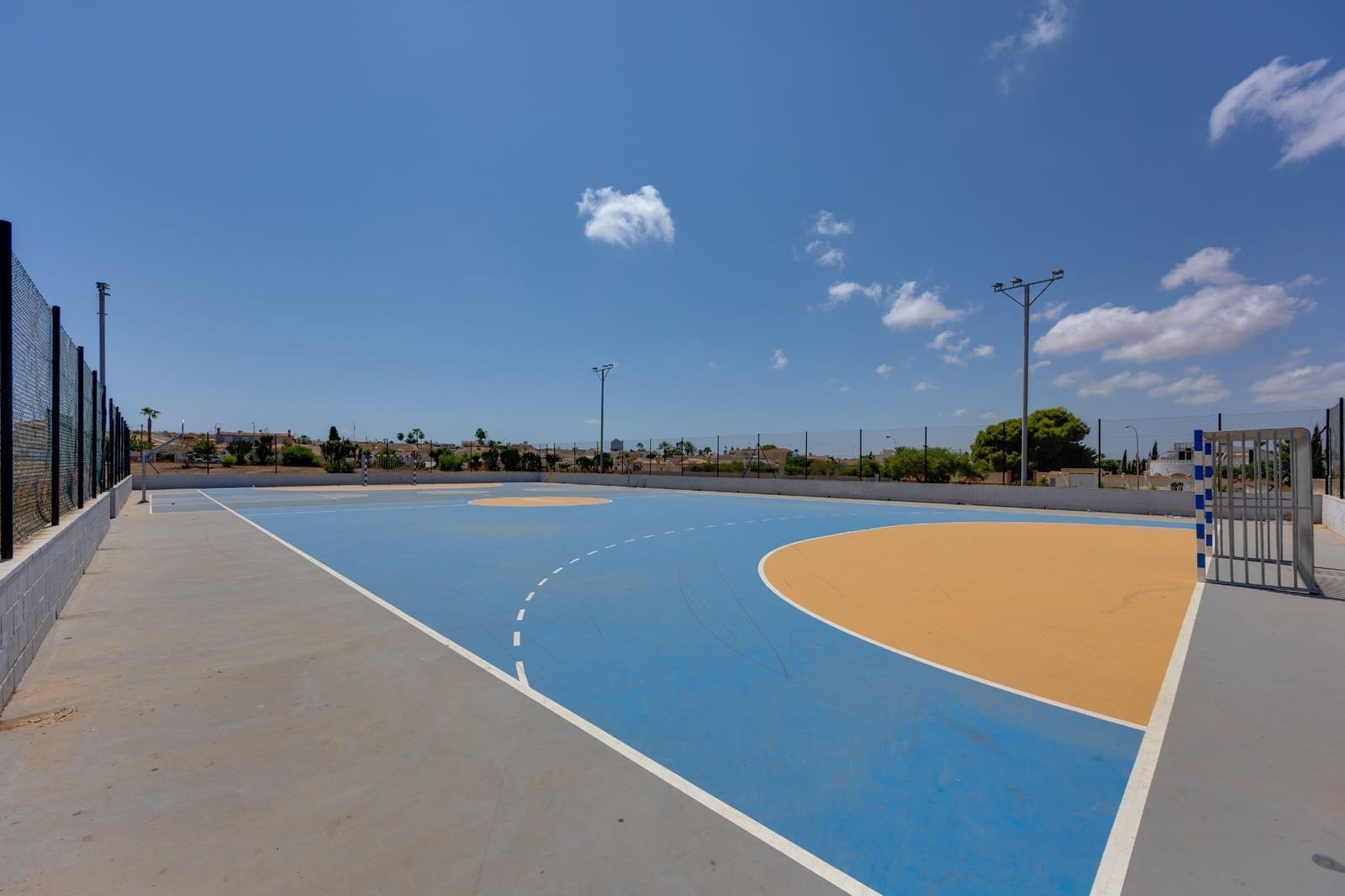 1 bedroom Bungalow for sale in Torrevieja - € 119,999 (Ref: 10035526)