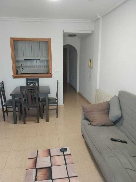 2 Zimmer Apartment zu verkaufen in Torrevieja mit Pool - 160.000 € (Ref: 10037567)