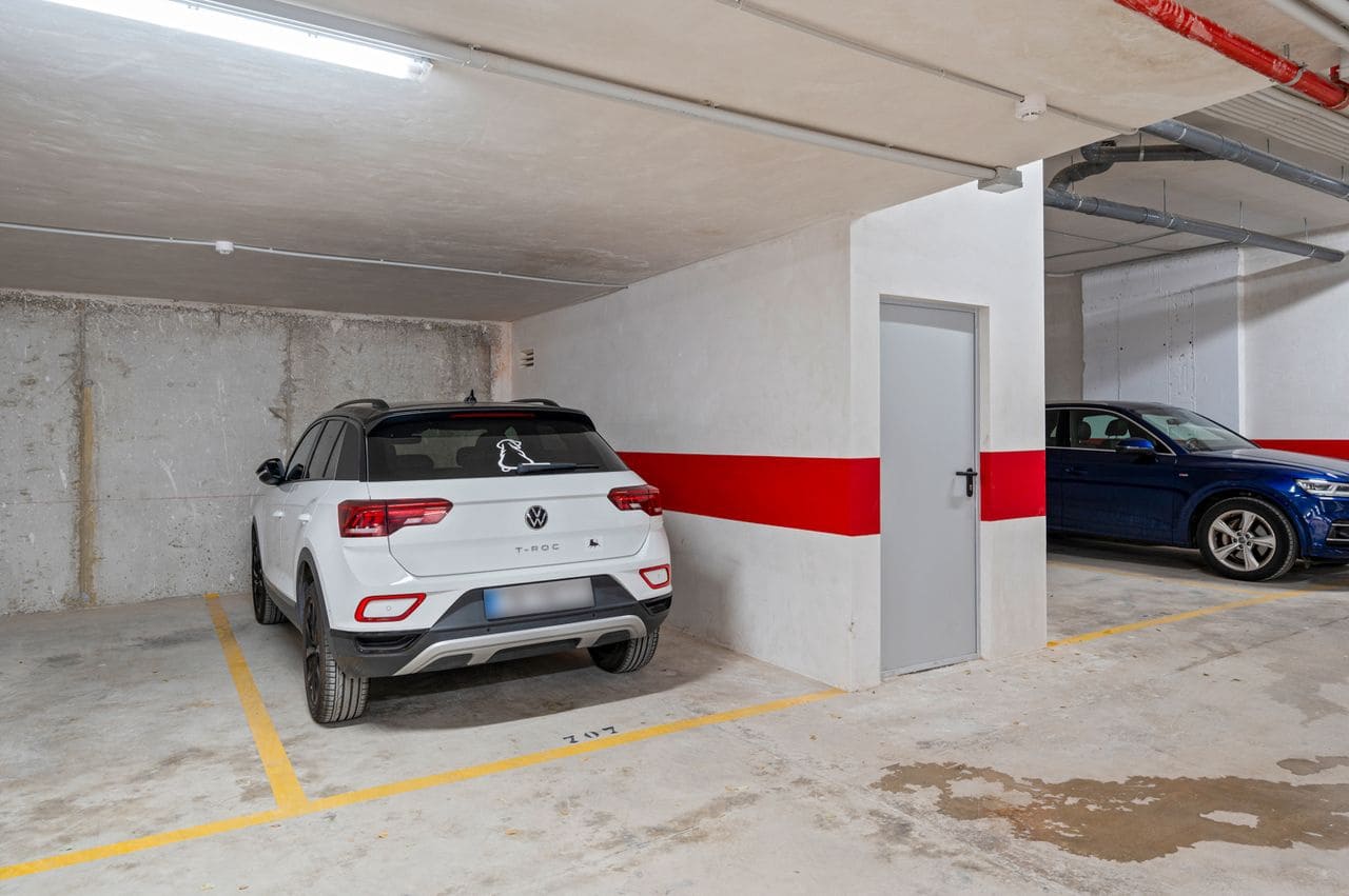 2 makuuhuone Huoneisto myytävänä paikassa La Florida mukana 
autotalli - 289 000 € (Ref: 10038422)
