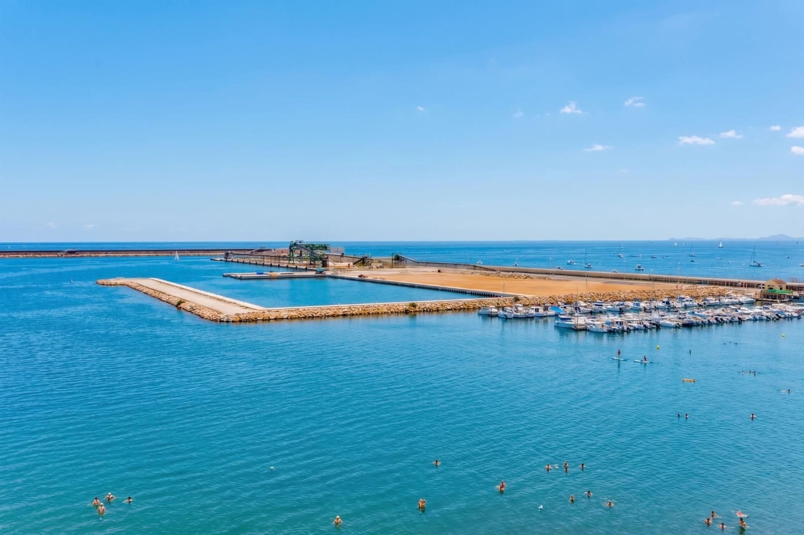 1 sypialnia Apartament na sprzedaż w Torrevieja z basenem - 175 000 € (Ref: 10038427)