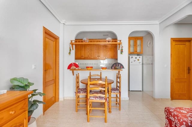 2 slaapkamer Appartement te koop in Los Europeos, Torrevieja - € 230.000 (Ref: 10038428)