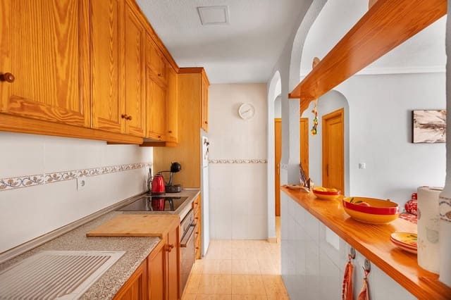 2 slaapkamer Appartement te koop in Los Europeos, Torrevieja - € 230.000 (Ref: 10038428)