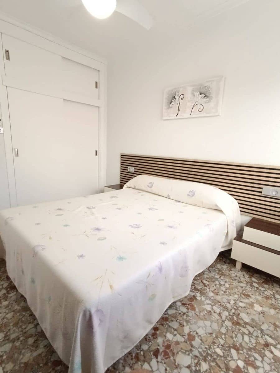 3 slaapkamer Halfvrijstaande villa te koop in Los Cuarteros - € 240.000 (Ref: 10043165)