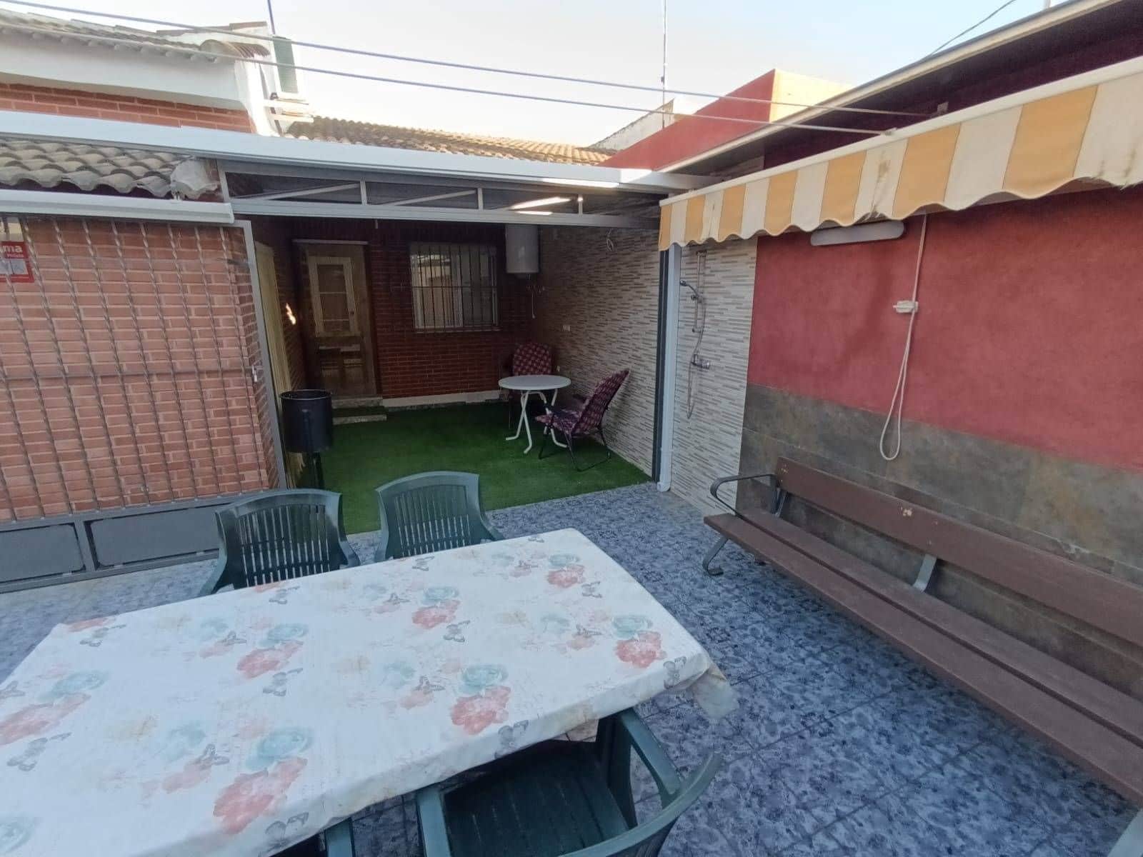 3 slaapkamer Halfvrijstaande villa te koop in Los Cuarteros - € 240.000 (Ref: 10043165)