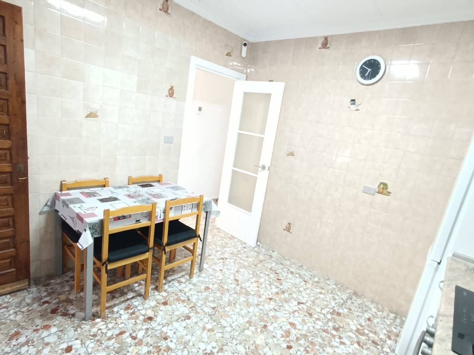 3 slaapkamer Halfvrijstaande villa te koop in Los Cuarteros - € 240.000 (Ref: 10043165)
