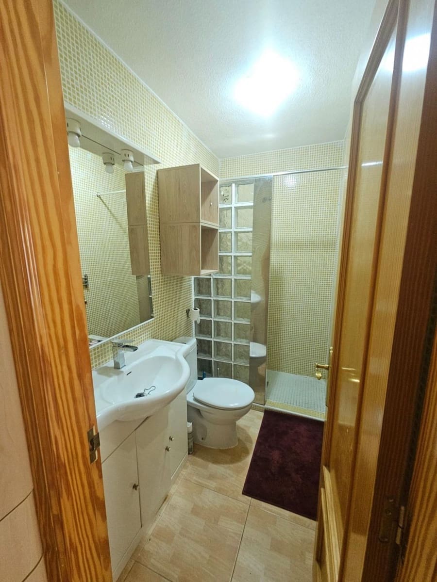 2 slaapkamer Bungalow te koop in Torrevieja met zwembad - € 115.000 (Ref: 10043166)