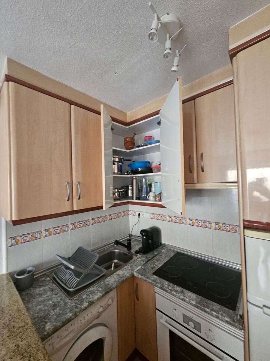 2 slaapkamer Bungalow te koop in Torrevieja met zwembad - € 115.000 (Ref: 10043166)