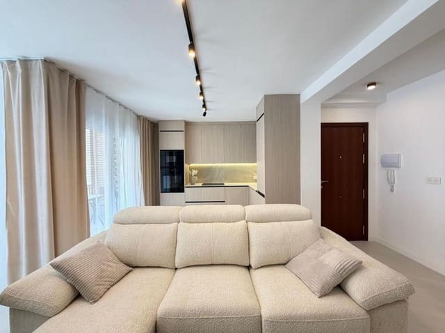 4 bedroom Apartment for sale in Playa del Cura, Torrevieja - € 285,000 (Ref: 10043169)