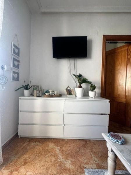 1 bedroom Apartment for sale in Torrevieja - € 115,000 (Ref: 10043172)