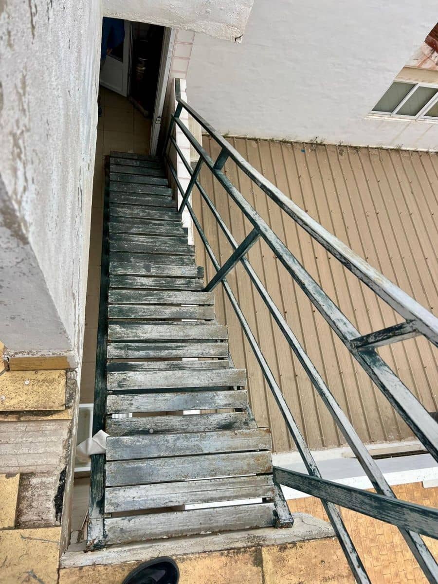 Apartamento de 4 habitaciones en Torrevieja en venta - 155.000 € (Ref: 10045002)