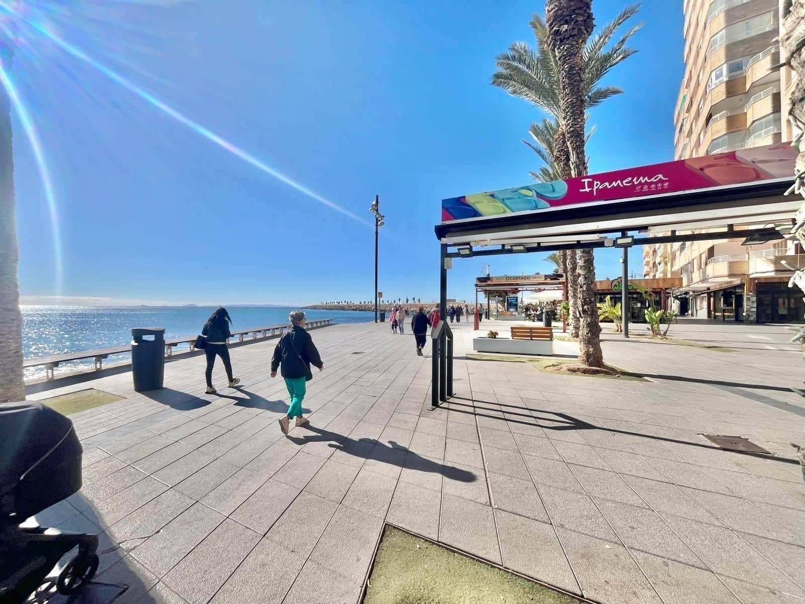 Apartamento de 4 habitaciones en Torrevieja en venta - 155.000 € (Ref: 10045002)