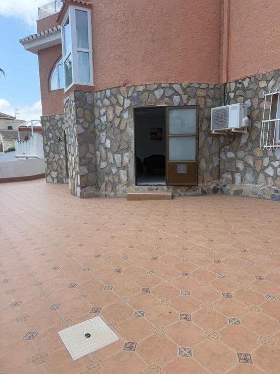 3 bedroom Villa for sale in Almoradi with pool - € 629,000 (Ref: 10045004)