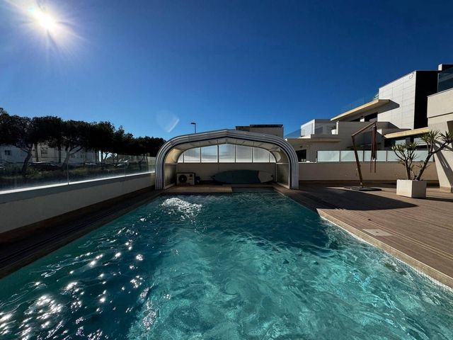 4 sovrum Villa till salu i Campoamor, Orihuela med pool garage - 1 750 000 € (Ref: 10045009)