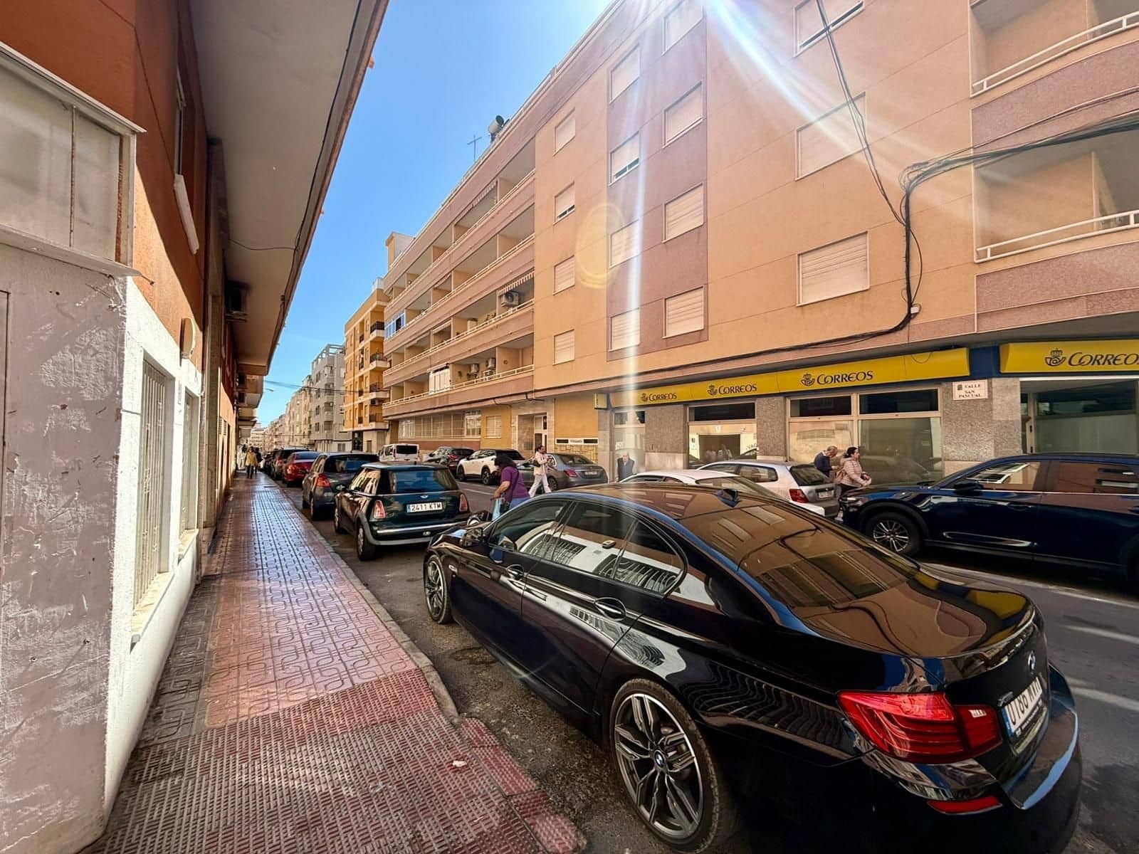 2 bedroom Apartment for sale in Torrevieja with pool - € 136,900 (Ref: 10045011)