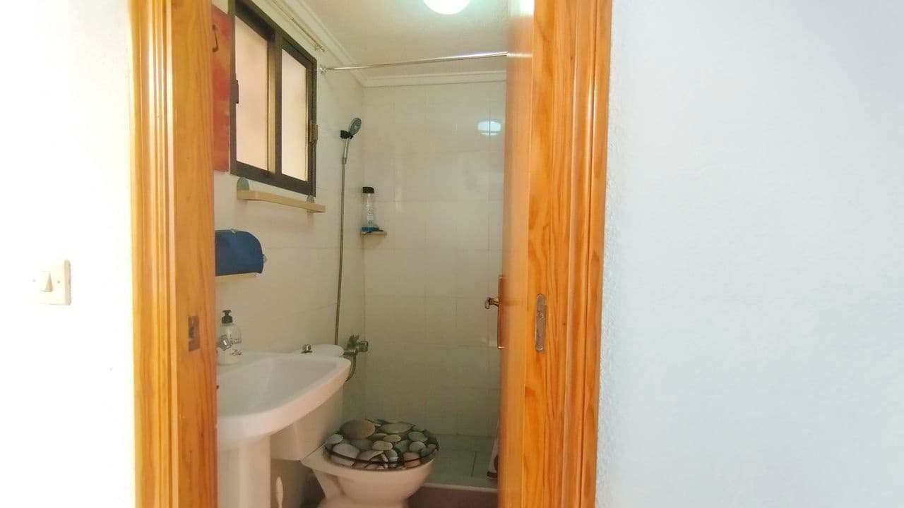 Lejlighed til salg i Torrevieja - € 70.000 (Ref: 10049519)