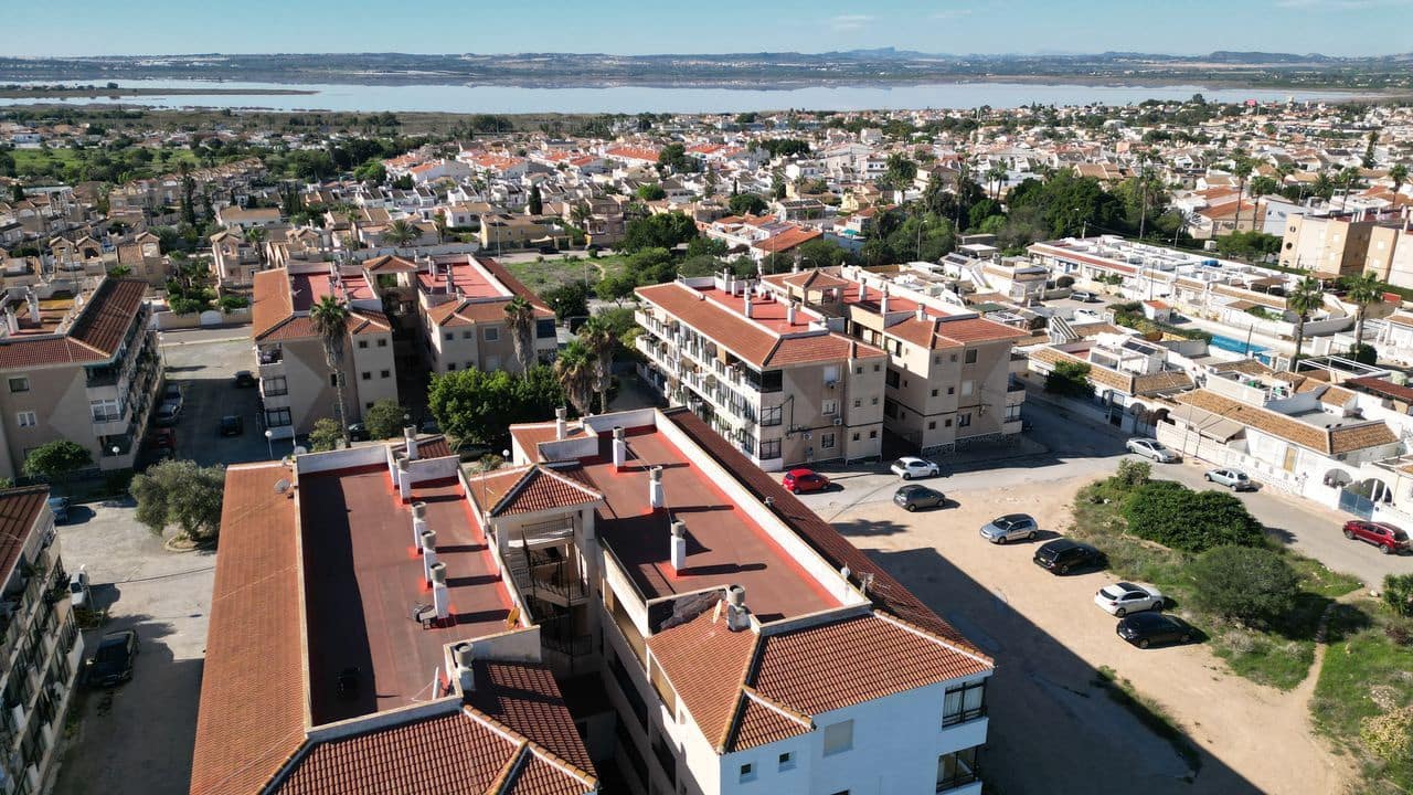 Lejlighed til salg i Torrevieja - € 70.000 (Ref: 10049519)