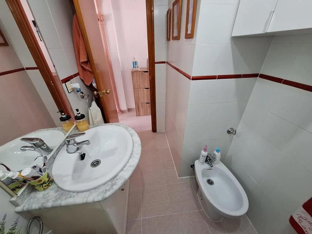 1 slaapkamer Appartement te koop in Torrevieja met zwembad - € 111.900 (Ref: 10049520)