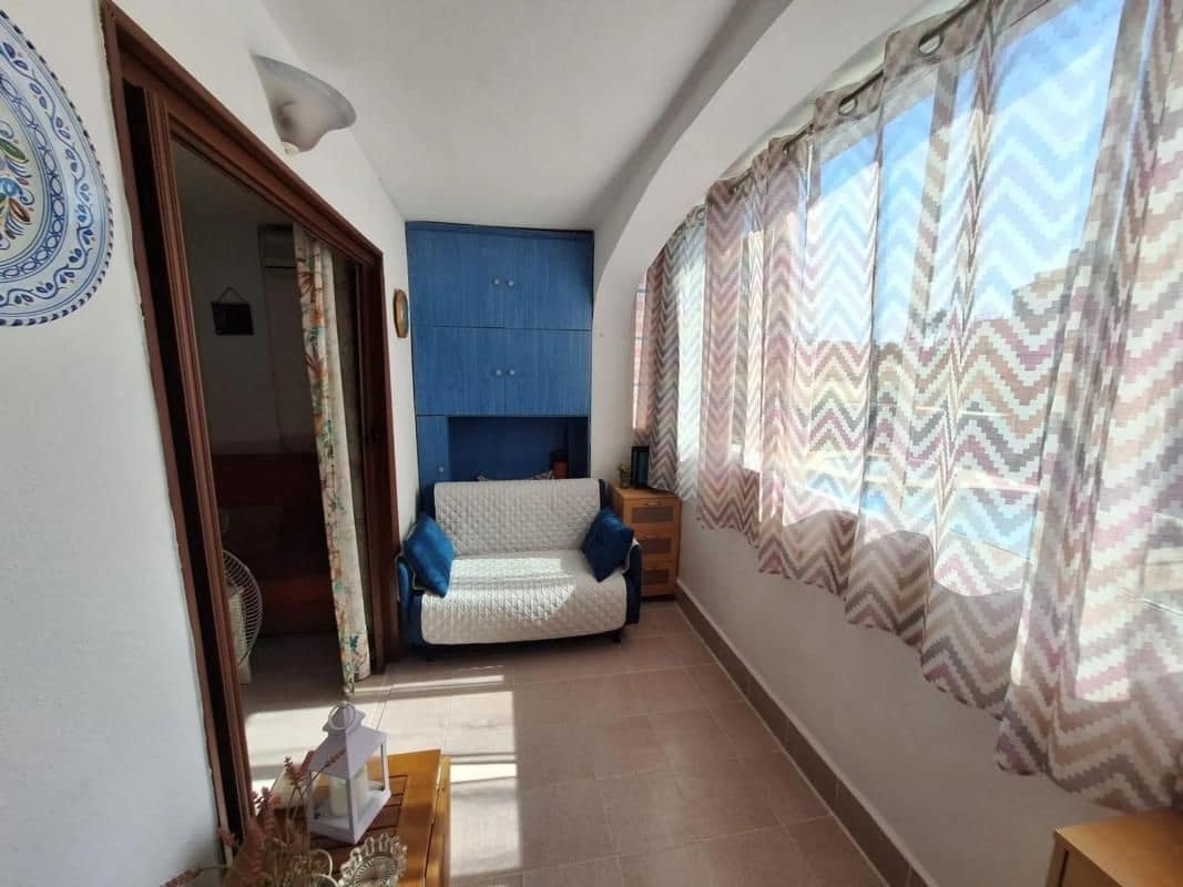 1 slaapkamer Appartement te koop in Torrevieja met zwembad - € 111.900 (Ref: 10049520)