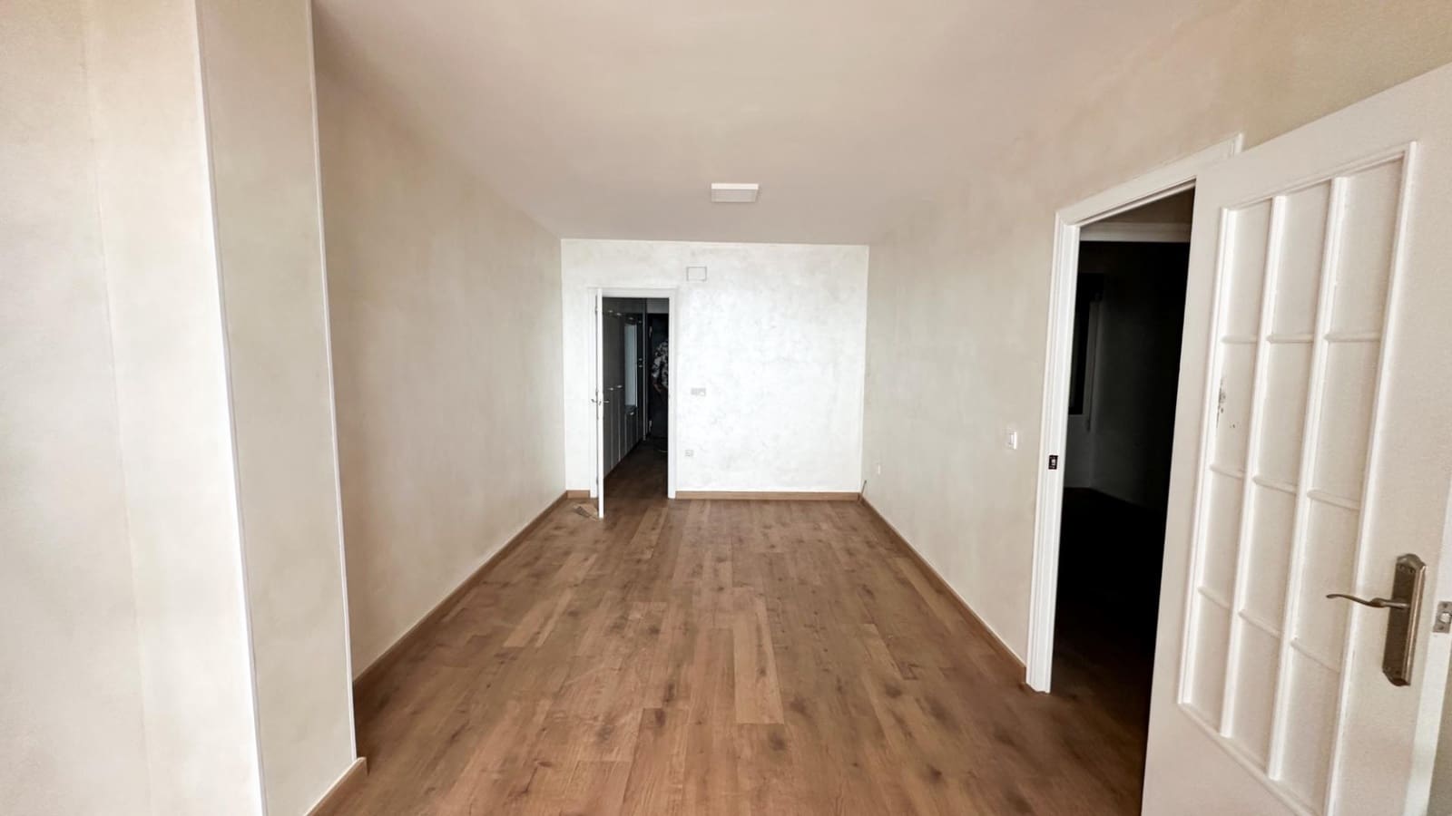 Apartamento de 2 habitaciones en Torrevieja en venta con garaje - 239.995 € (Ref: 10049524)