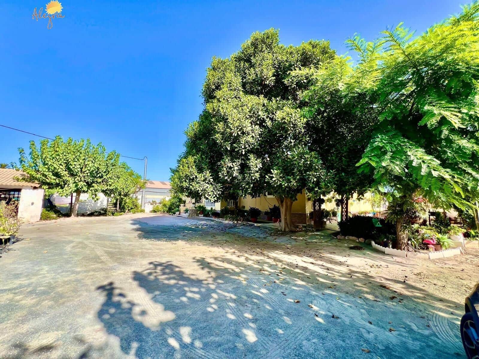 4 bedroom Villa for sale in Daya Vieja with pool - € 850,000 (Ref: 10049529)