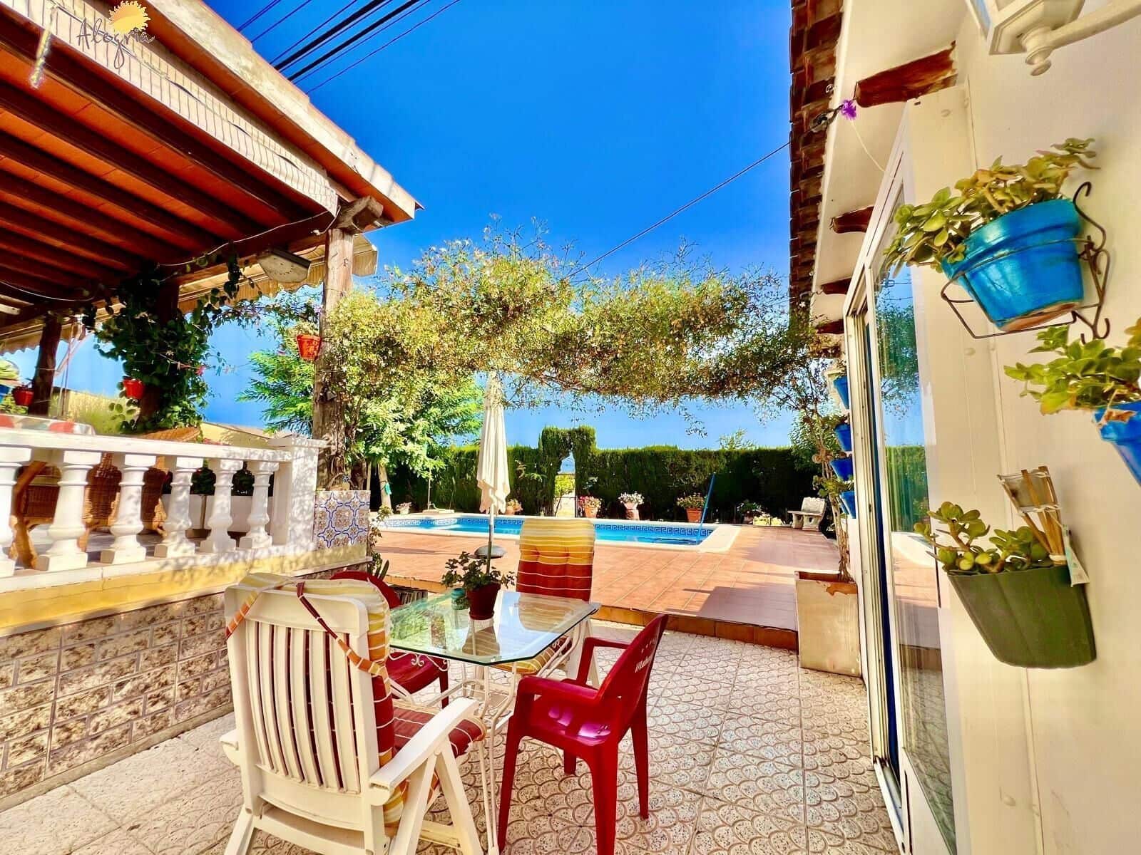 4 bedroom Villa for sale in Daya Vieja with pool - € 850,000 (Ref: 10049529)