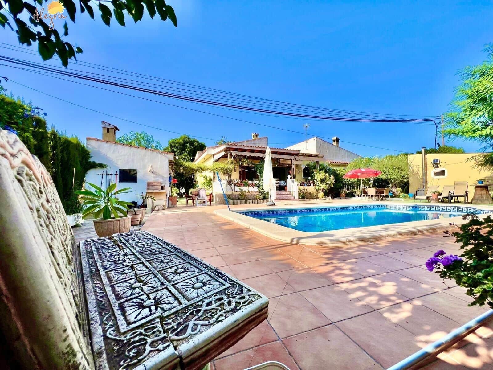 4 bedroom Villa for sale in Daya Vieja with pool - € 850,000 (Ref: 10049529)