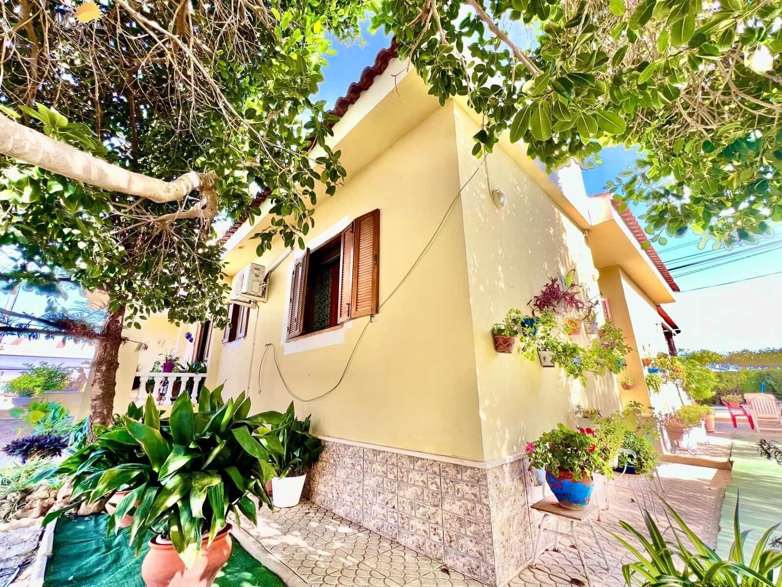 4 bedroom Villa for sale in Daya Vieja with pool - € 850,000 (Ref: 10049529)