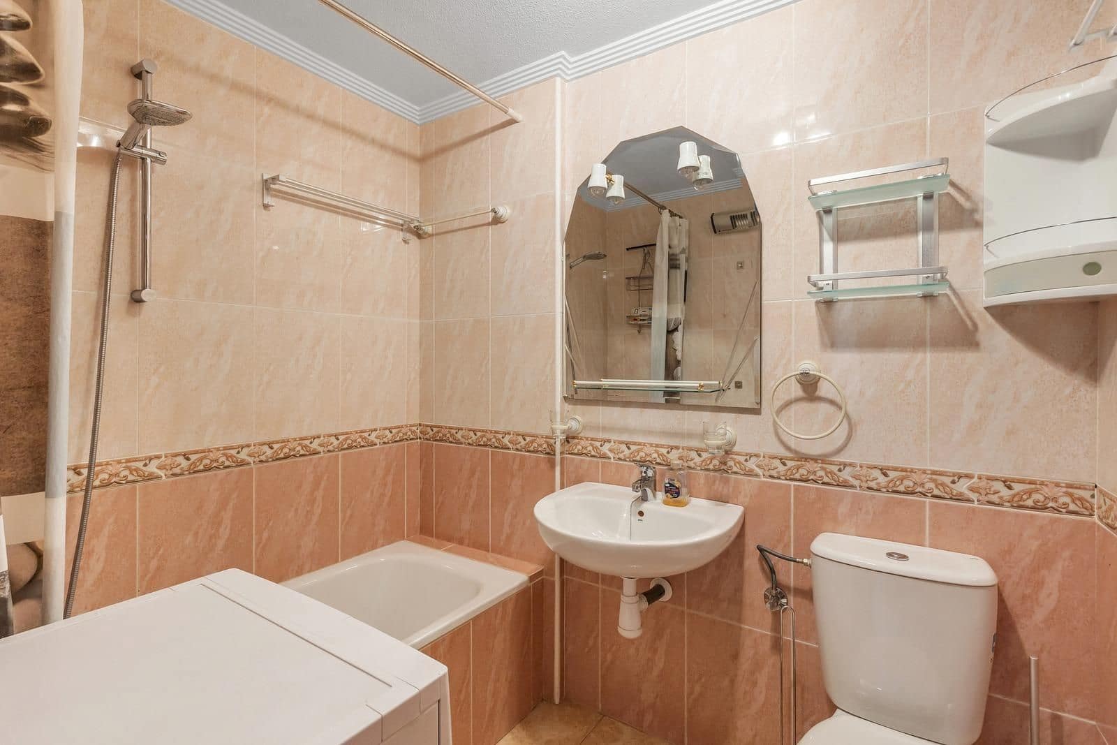 2 soverom Leilighet til salgs i Villamartin med svømmebasseng - € 175 000 (Ref: 10049530)