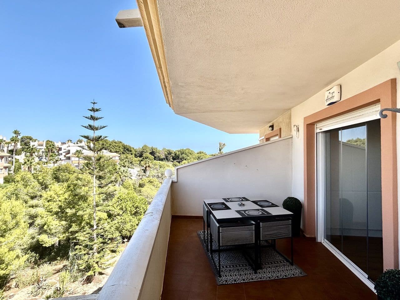2 soverom Leilighet til salgs i Villamartin med garasje - € 169 900 (Ref: 10050340)