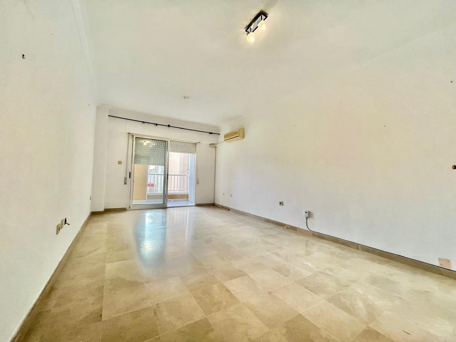 3 slaapkamer Appartement te koop in Torrevieja - € 234.000 (Ref: 10050346)