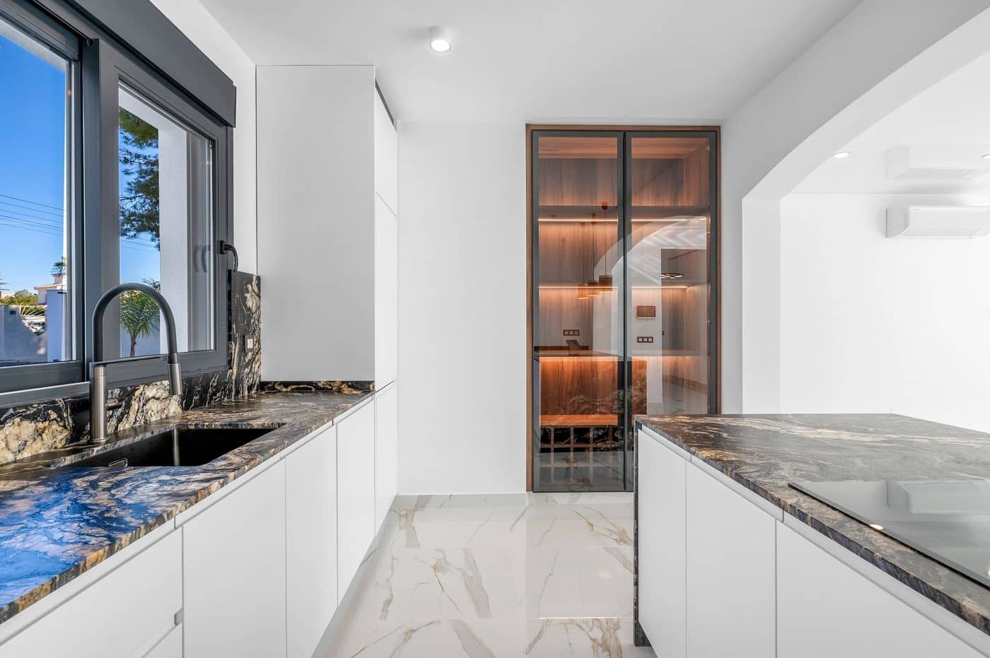 4 makuuhuone Huvila myytävänä paikassa Ciudad Quesada mukana uima-altaan - 850 000 € (Ref: 10059328)