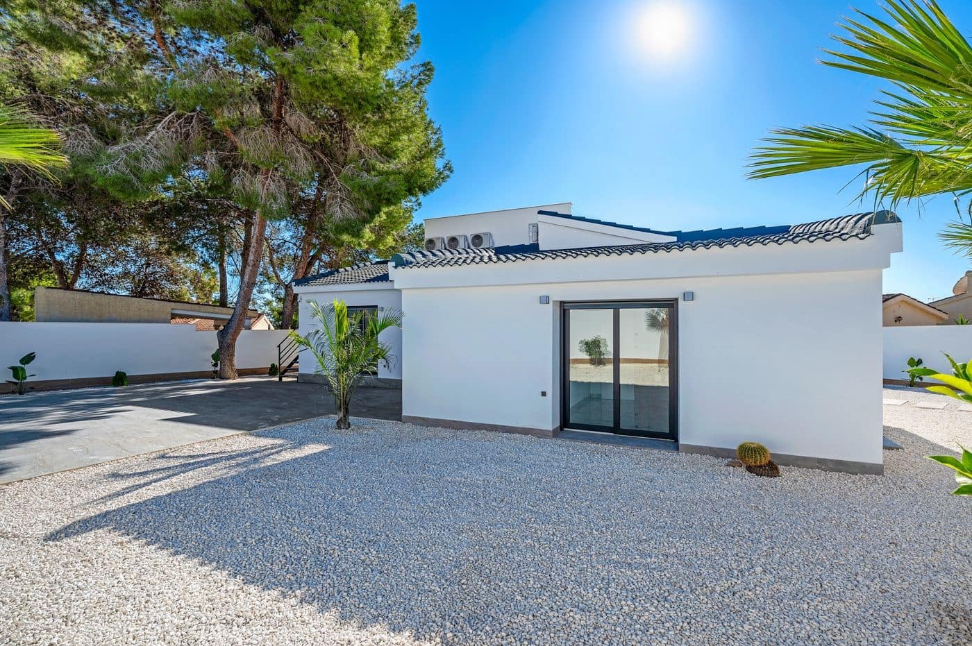 4 makuuhuone Huvila myytävänä paikassa Ciudad Quesada mukana uima-altaan - 850 000 € (Ref: 10059328)