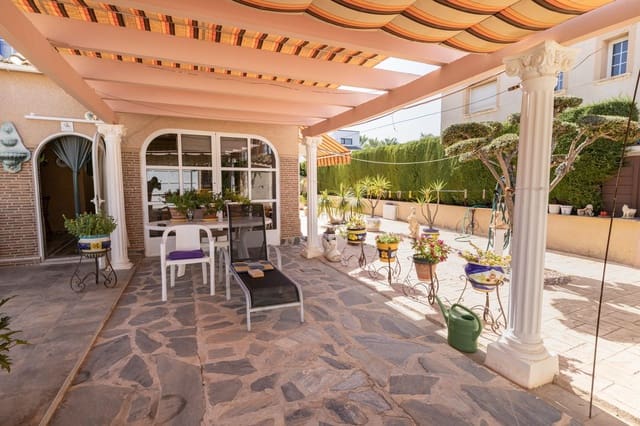 4 camera da letto Villa in vendita in Lomas de Cabo Roig - Los Dolses, Orihuela con piscina - 560.000 € (Rif: 10059340)