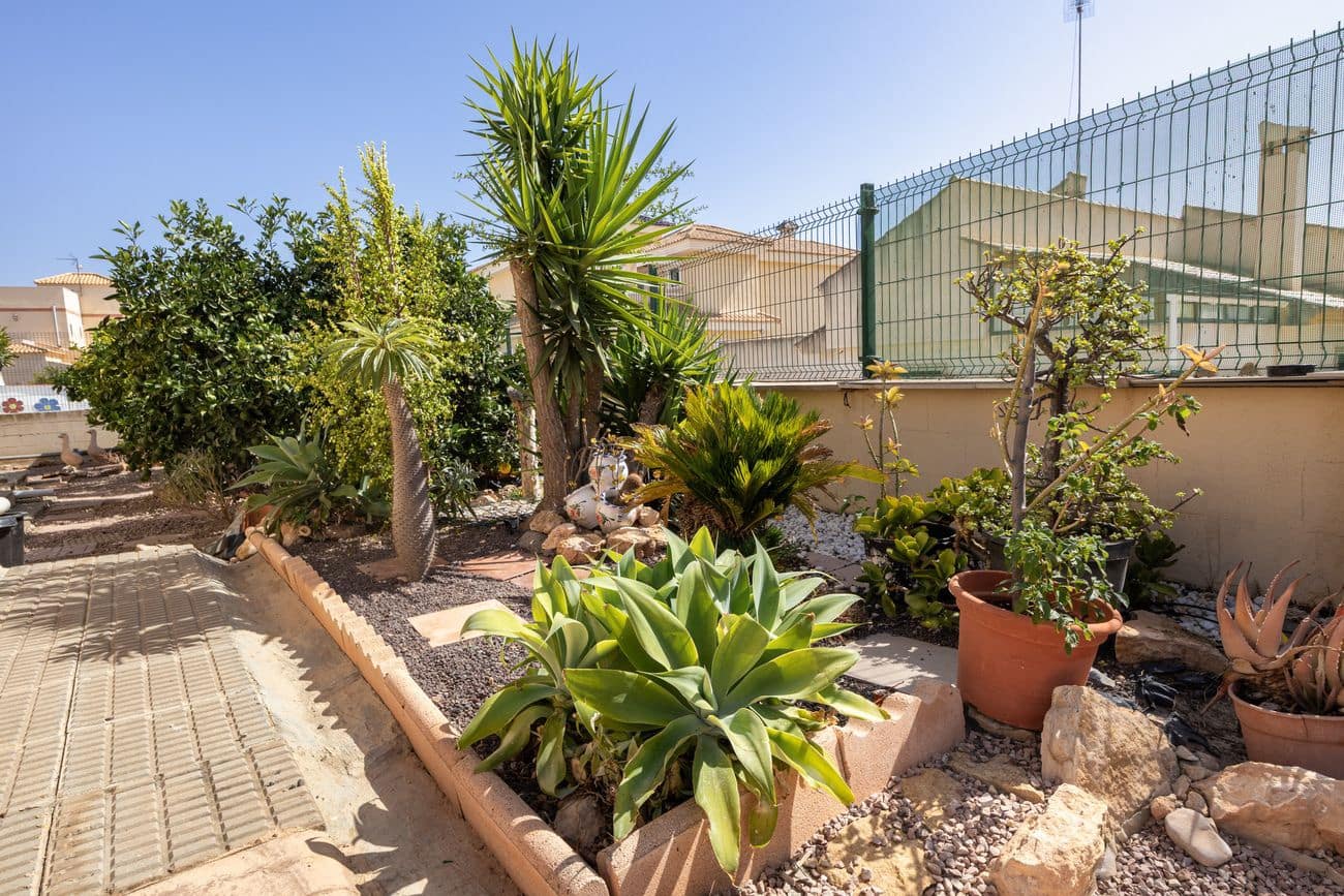 4 soveværelse Villa til salg i Orihuela Costa med swimmingpool - € 560.000 (Ref: 10059340)