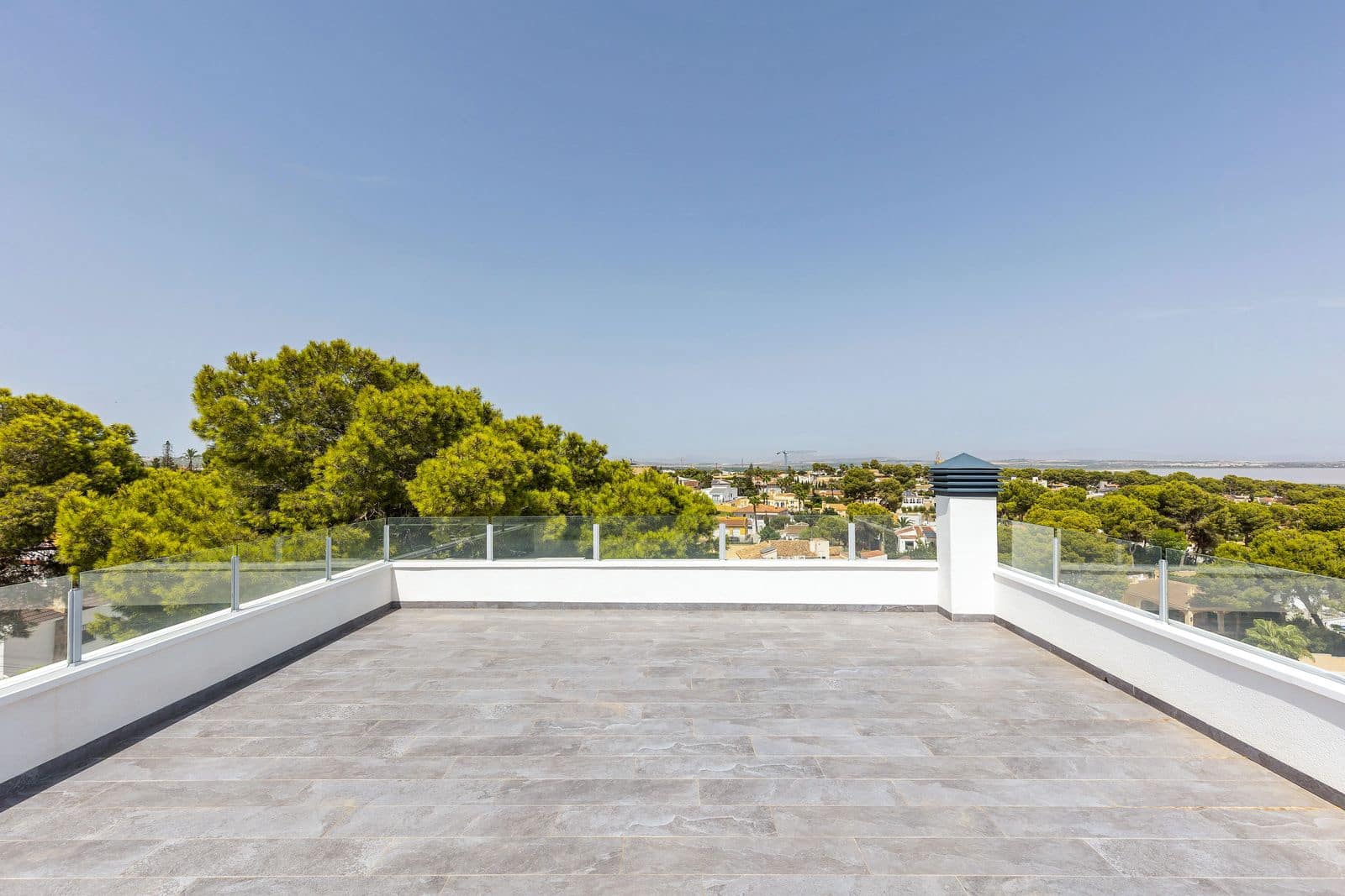 5 sypialnia Willa na sprzedaż w Torrevieja - 849 000 € (Ref: 10059343)