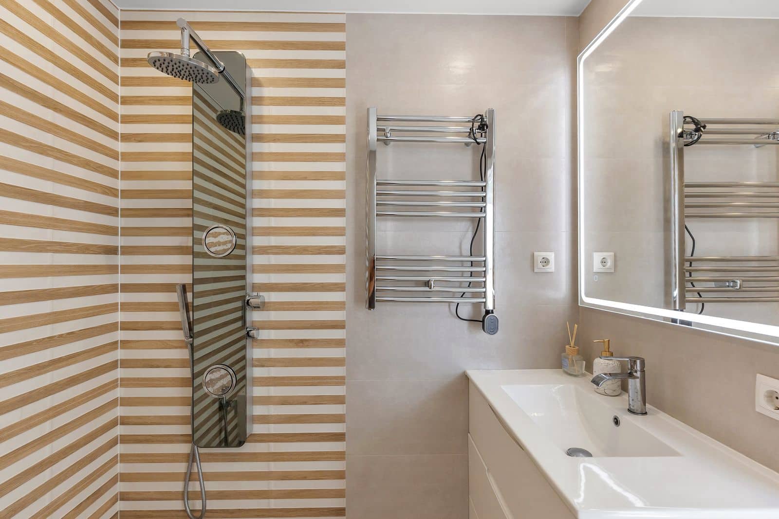 5 sypialnia Willa na sprzedaż w Torrevieja - 849 000 € (Ref: 10059343)