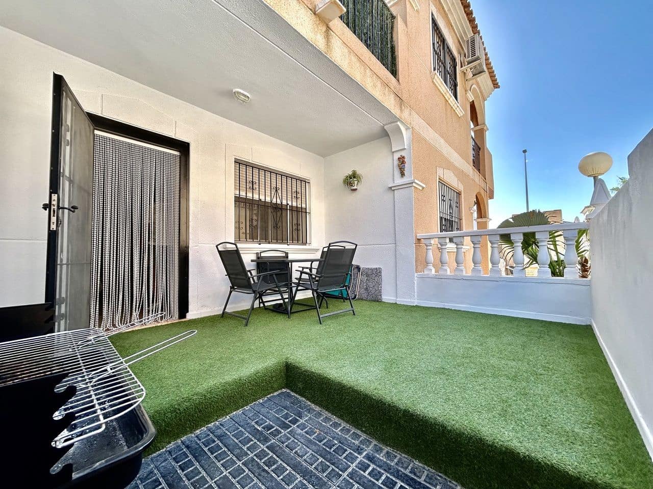 3 slaapkamer Huis te koop in La Zenia - € 199.900 (Ref: 10059346)