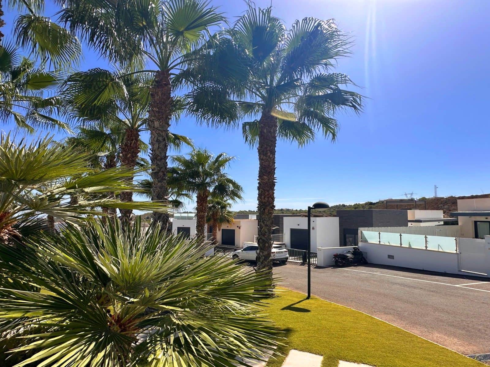 5 bedroom Villa for sale in San Miguel de Salinas - € 649,000 (Ref: 10062166)