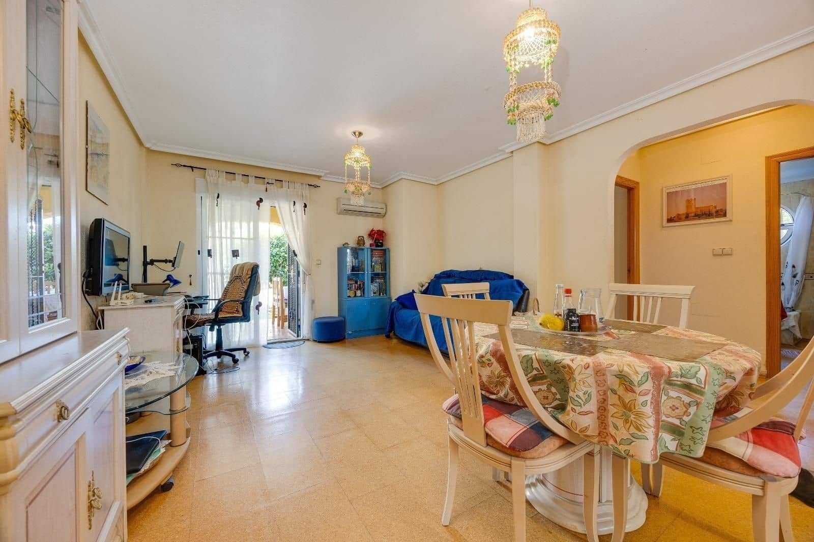 2 bedroom Villa for sale in Orihuela Costa with pool garage - € 198,000 (Ref: 10062172)